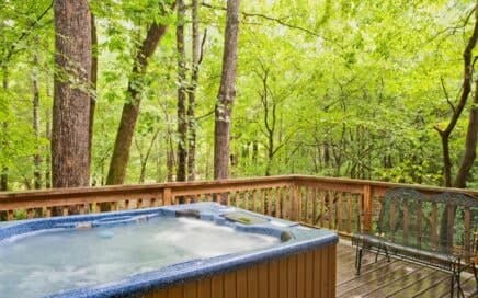 Simple Tips for Maintaining Your Saltwater Spa Pool
