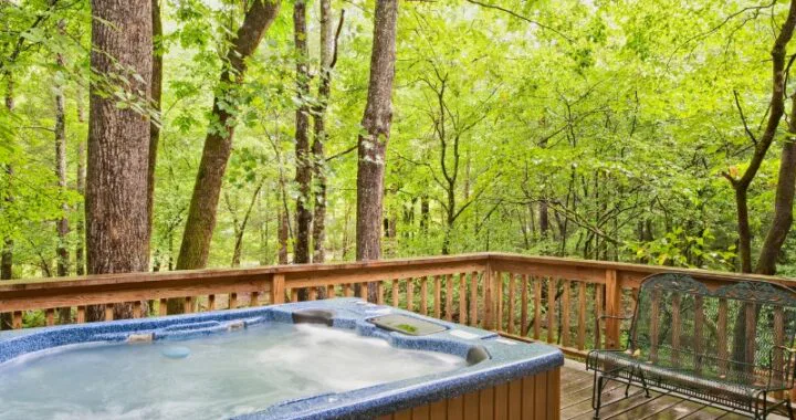 Simple Tips for Maintaining Your Saltwater Spa Pool